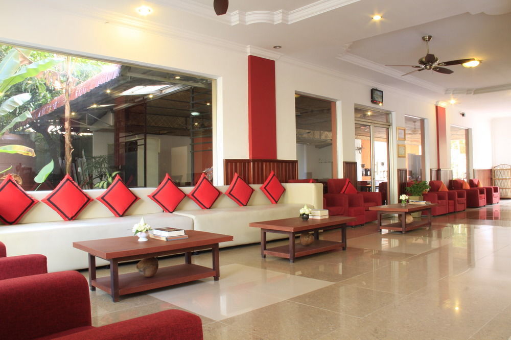 Mekong Angkor Palace Hotel Siem Reap Esterno foto