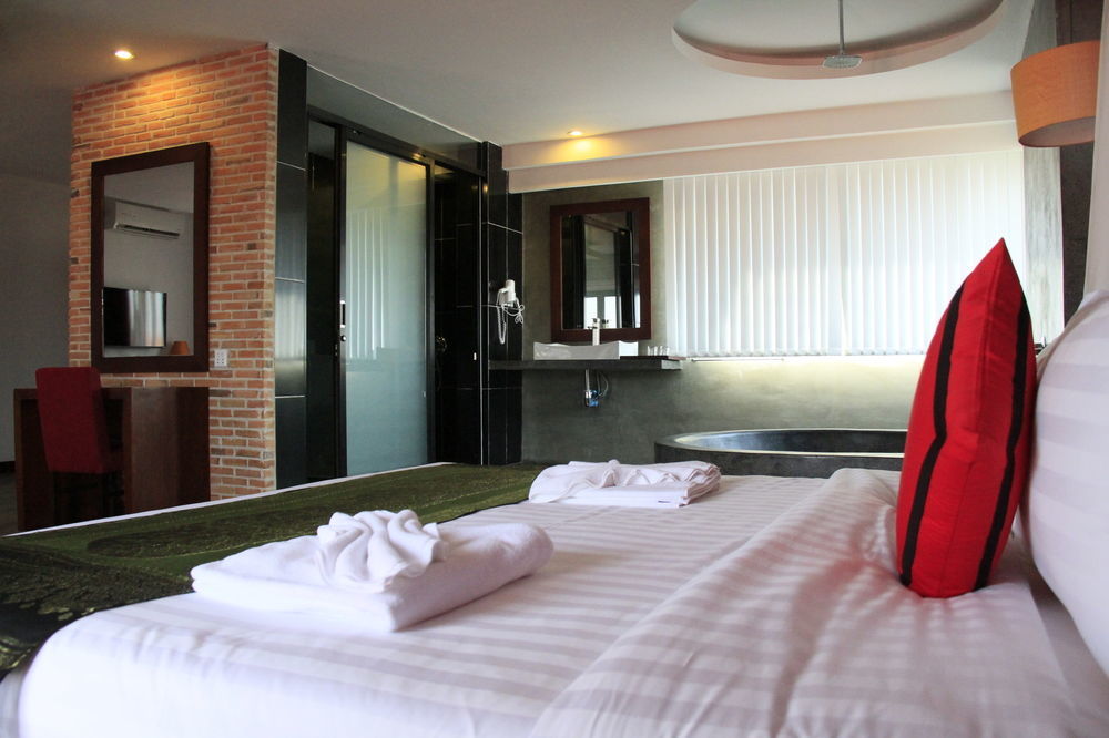 Mekong Angkor Palace Hotel Siem Reap Esterno foto